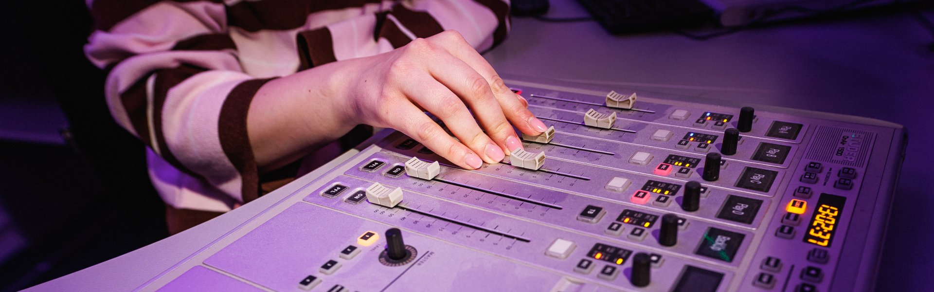 Radio R
